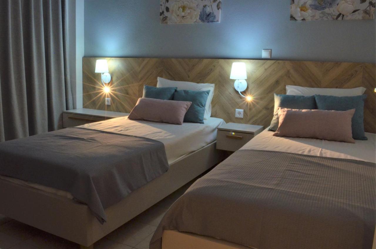 Notos Villas 弗朗哥卡斯特隆 外观 照片