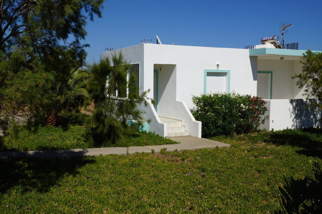 Notos Villas 弗朗哥卡斯特隆 客房 照片