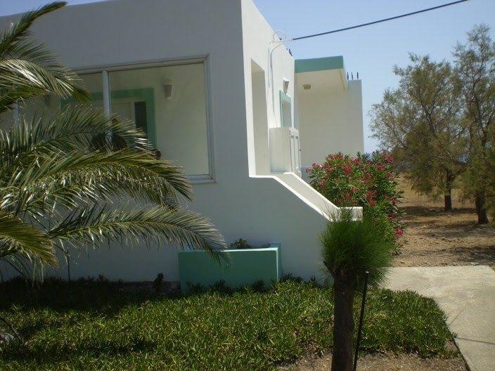 Notos Villas 弗朗哥卡斯特隆 外观 照片